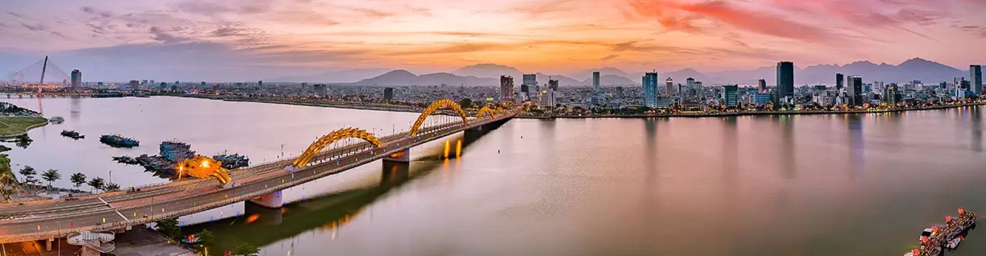 Sunset over Da Nang skyline