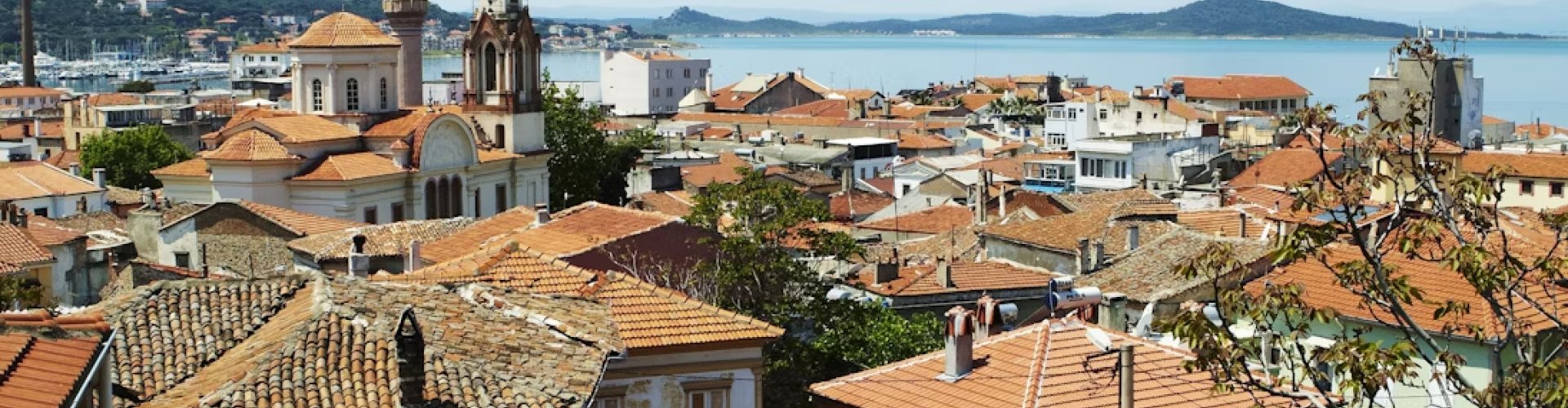 Izmir, TR